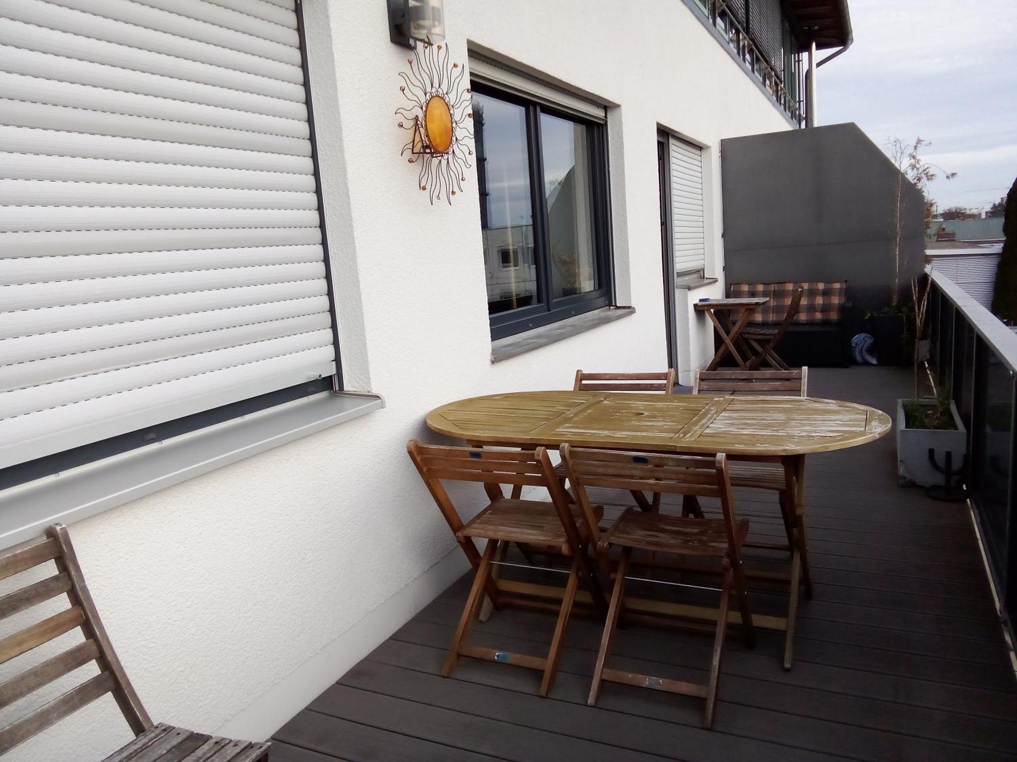 Apartments - Geraeumige 95 Qm Mit Balkon Augsburg Eksteriør bilde
